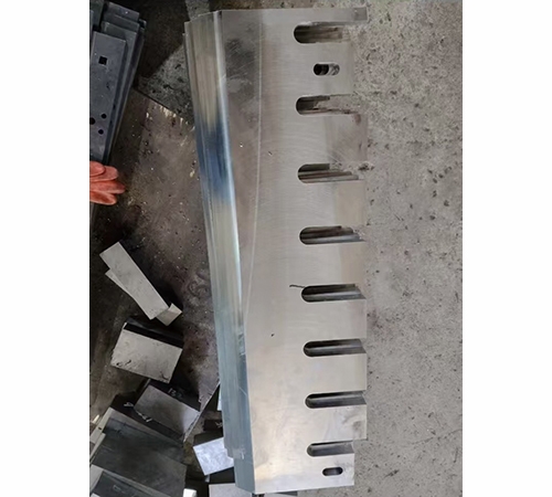 �Ͼ��΁��C(j��)е���޹�˾-218D�w��