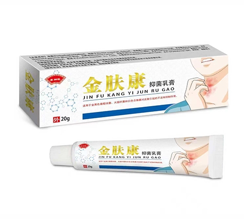 ���w���־����